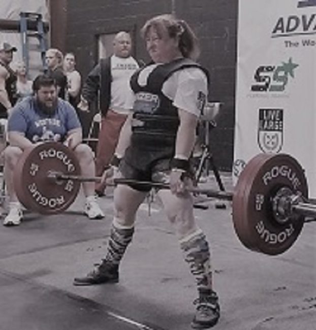 Jo Reynolds 400lb deadlift 